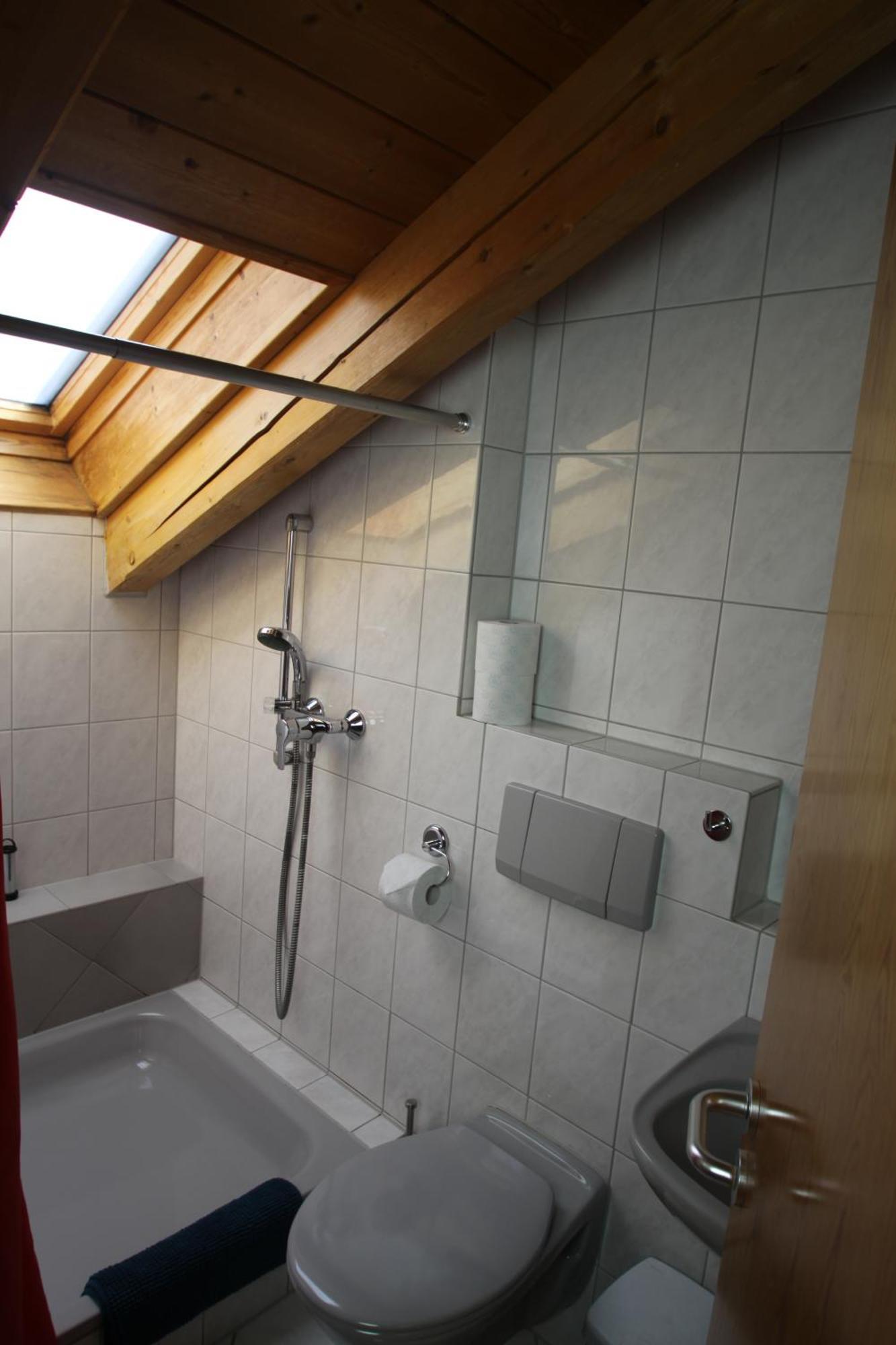 Ferienwohnung Almhuettenweg Dreitorspitze Гармиш-Партенкирхен Экстерьер фото